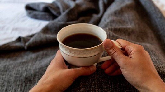 咖啡早上喝還是晚上喝？最新研究曝最佳時機，抗氧化、護心效果更強